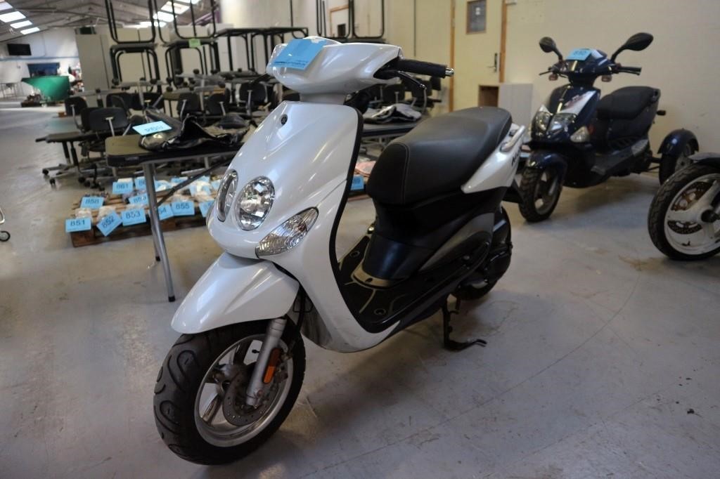 slidbane klima Tilskud Scooter 45 Yamaha ENO´S | Campen Auktioner A/S