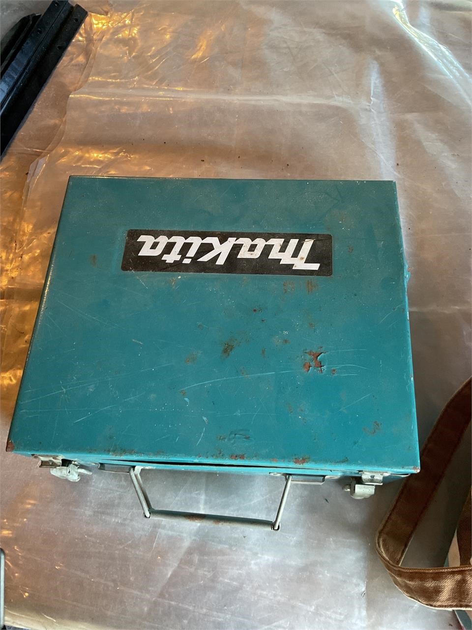 Vintage metal makita case