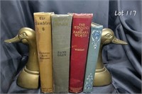 Duck Book Ends, (4) Books