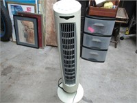 FLOOR FAN