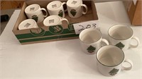 8 table top unlimited Christmas cups, 4 inches