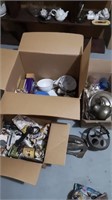 5 boxes misc household. Ornaments etc
Including
