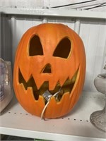 LIGHTED JACK O LANTERN