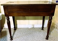 19th century Spinet or closing writing desk