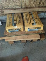 (2) Quikrete Bags & Assorted Lumber Pieces
