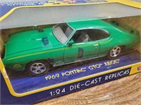 NEW 1969 Pontiac GTO Judge 1:24 Scale Die Cast Car
