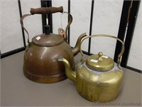 2 Teapots, 1 Brass 1 Copper