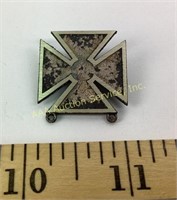 Sterling U.S. Army marksman badge pin 8 grams