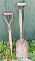 Steel scoop shovel with extra handle