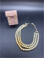 Pearl Dropped Earrings & Pearl Necklace