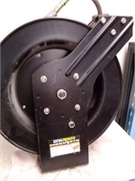 Retractable hose reel with 50 ft of air hose