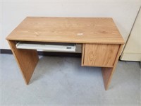 Good condition desk with pullout keyboard drawer