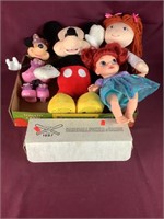 Four Dolls- Mickey & Minnie Take Batteries, Plus