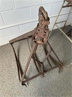 Cast Iron Hay Grapple