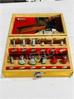 Hickory 12 pc router bit set