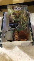 Tub with flip lid with 7nice flower pots and two