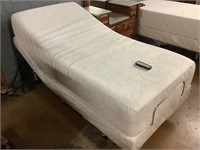 TEMPUR-PEDIC Twin Adjustable Bed W/Remote