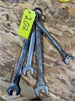 MULTI SIZED WRENCHES