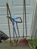 Garden Claw ,Hoe and Rake