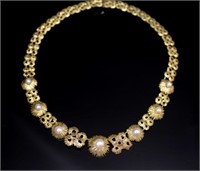 Textured 18ct yellow gold necklace C.1970s