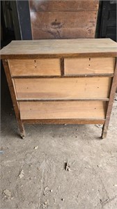 Wood Dresser Approximately 36H 20D 38W
