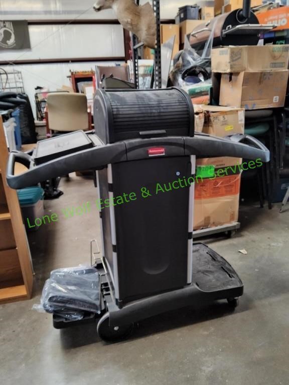 Rubbermaid Commercial Janitorial Locking Cart