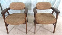 2- MID CENTURY MODERN PAOLI CHAIRS