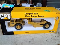 Caterpillar Scraper