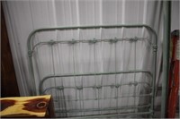 METAL BED