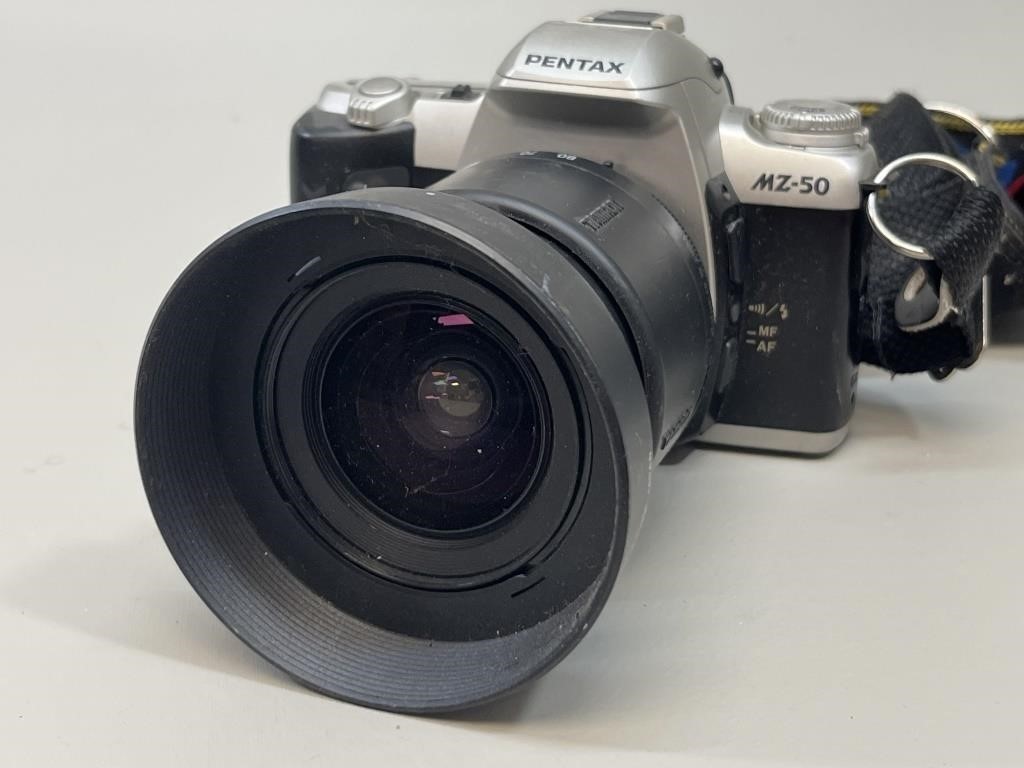 Pentax MZ-50 SLR Film Camera w/Tamron Lens & Strap