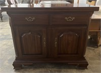 Thomasville Collector's Cherry Flip Top Server