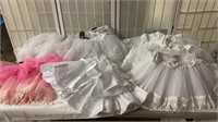 21 Petticoat Skits, 19 White & 2 Pink, 1 light up