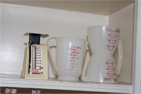 Vtg Tupperware Measuring Cups