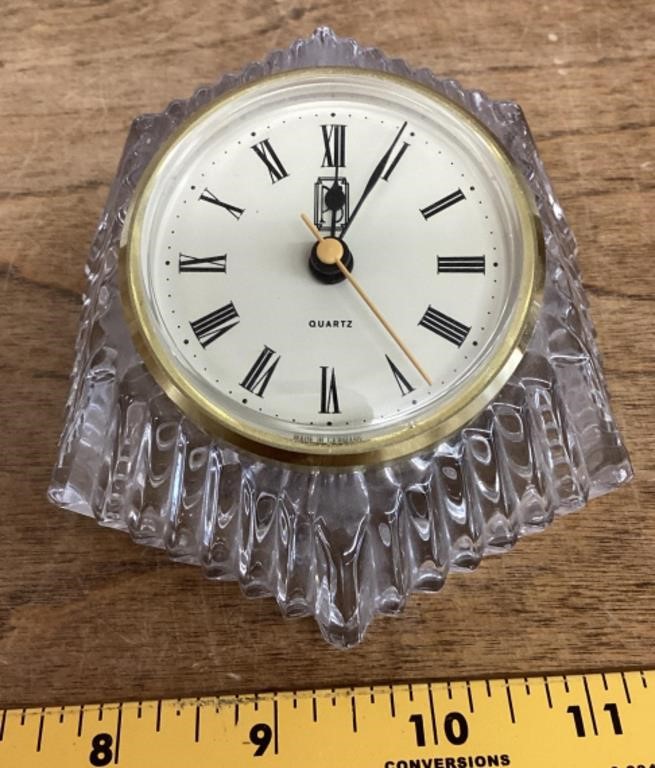 German lead crystal quartz clock