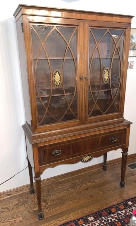 1929 NRTH AMERICAN FURNITURE COMPANY CHINA CABINET