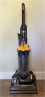 Dyson DC 33 Vacuum