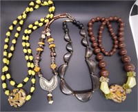 (D) Bulky Statement Necklaces (18" 
to 40" long)