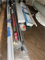 Assorted Blinds & Door Seal