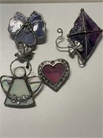 LOVELY LOT OF STAIN GLASS BROOCHES