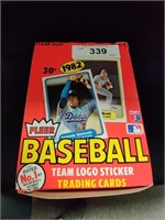 36 Sealed packs 1982 Fleer MLB trading cards