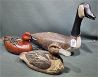 3 CARVED WOODEN DECOYS