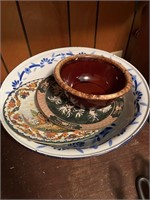 Large enamel ware bowl, tin tray, Asian plate &