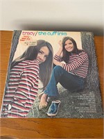 Tracy The cufflinks Vinyl Record