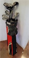 SPALDING GOLF BAG W/ ASSORTED CLUBS