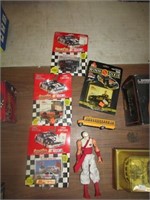 GROUP LOT -- 1:64 DIE CAST CARS & MORE