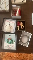 Lot of Christmas pins