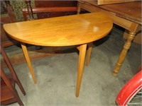 OAK HALF MOON TABLE