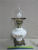 CHIC VINTAGE TABLE LAMP