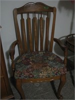 Oak arm chair