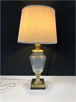 VINTAGE BRASS & GLASS LARGE TABLE LAMP